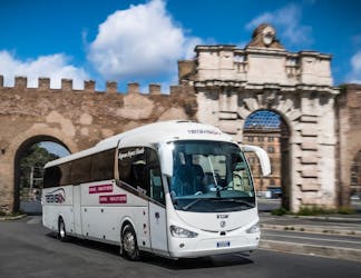 Busvervoer tussen de luchthaven Fiumicino en het centrum van Rome